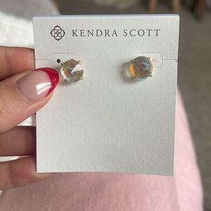 Brand new never worn Kendra Scott Earrings